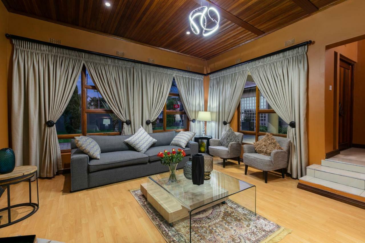 Orchid Luxury Boutique Guesthouse Gaborone Esterno foto