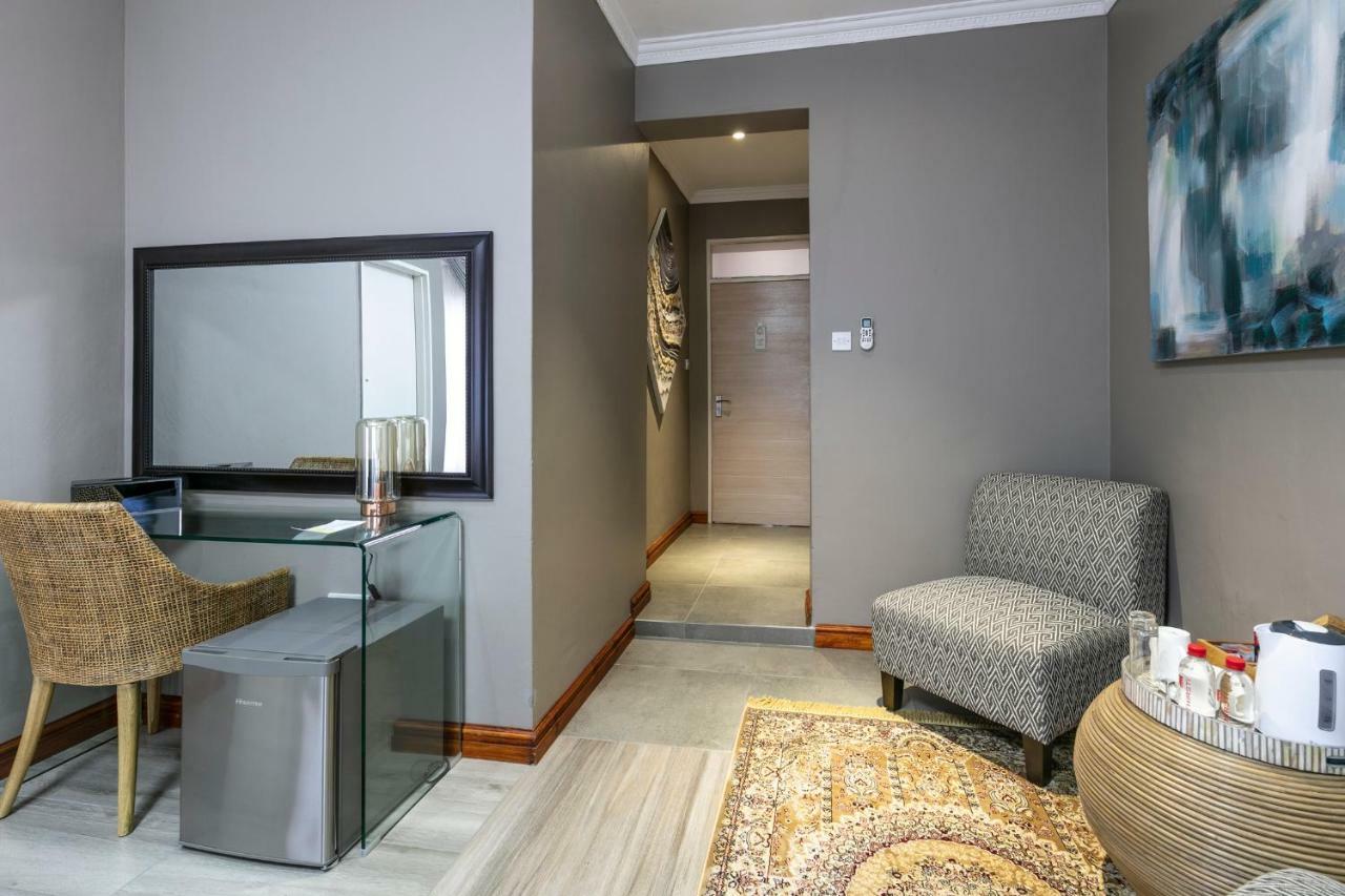 Orchid Luxury Boutique Guesthouse Gaborone Esterno foto