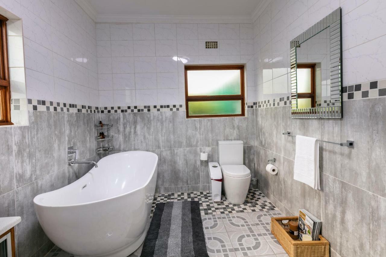 Orchid Luxury Boutique Guesthouse Gaborone Esterno foto